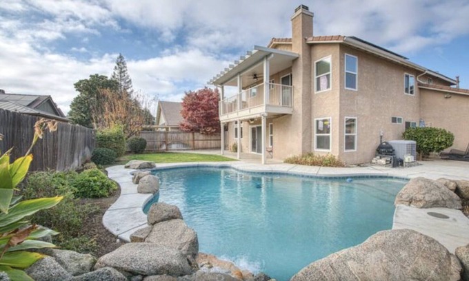 Clovis House | Beautiful Home in Clovis near Clovis Crossing