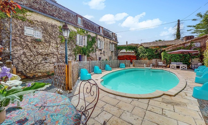 Couhe House | Beautiful home in Couhe