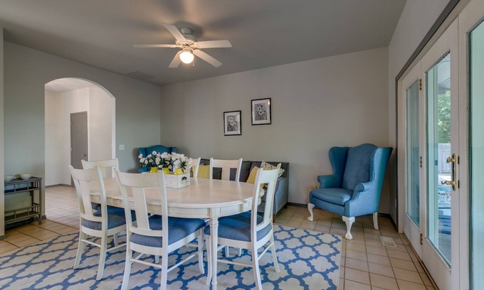 Eagle House | Beautiful home in downtown Eagle. Best location in Eagle!