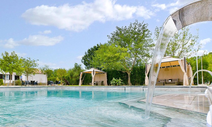 El Coronil House | Beautiful home in El Coronil with WiFi