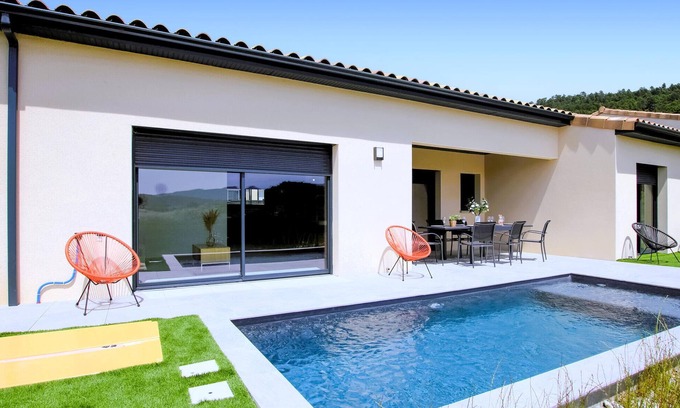 Puy-Saint-Martin House | Beautiful home in Puy St Martin
