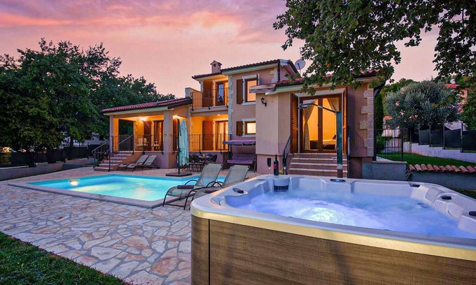 Fuskulin House | Beautiful home in Fuskulin