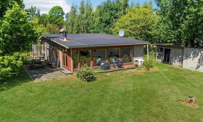 Atterup House | Beautiful home in Grevinge with kitchen