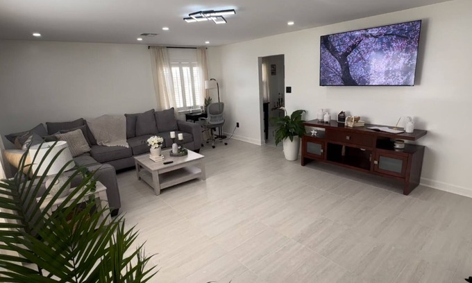Kenner - Louis Armstrong International Airport House | Beautiful home in Kenner, LA, 6 min to MSY Airport