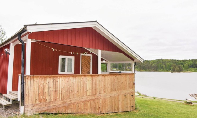 Klassbol House | Beautiful Home in Klässbol With 2 Bedrooms and Wifi