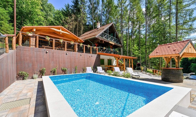 Klenovnik House | Beautiful home in Klenovnik with sauna