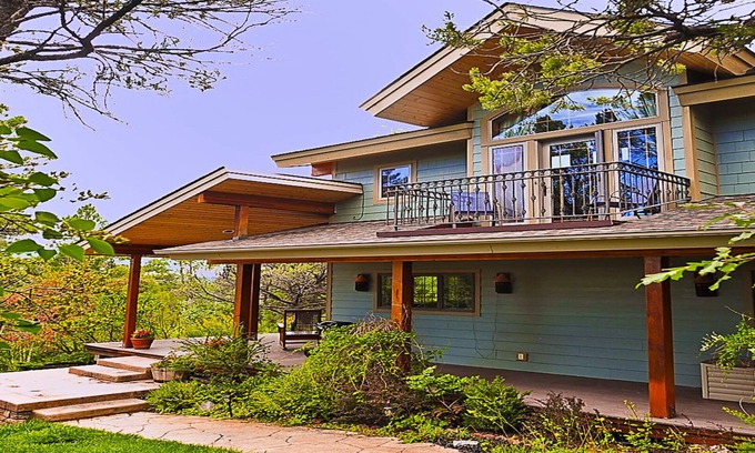 Durango House | Beautiful home in private setting yet only15 min to town & 10 min to lake