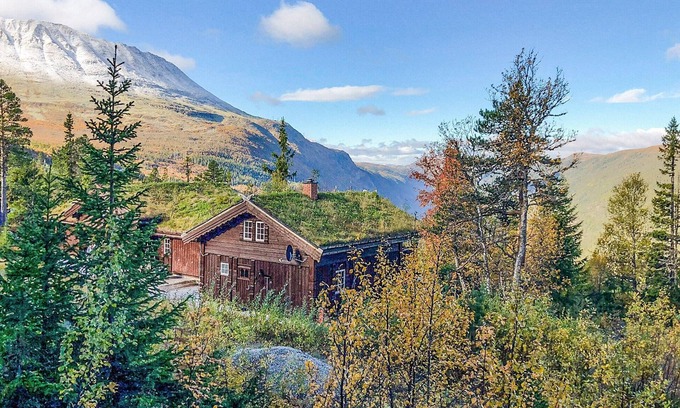 Atra House | Beautiful home in Rjukan with WiFi