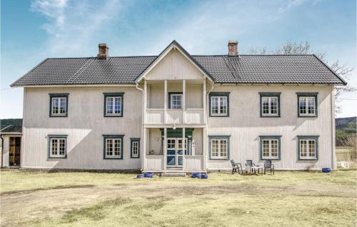 Tynset House | Beautiful Home In Tynset With Kitchen