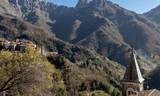 Stazzema House | Beautiful home in Volegno with kitchen