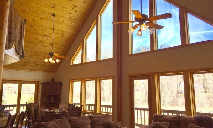 Durango House | Beautiful Home on 24 acre setting, private mountain, creek, Close to Downtown