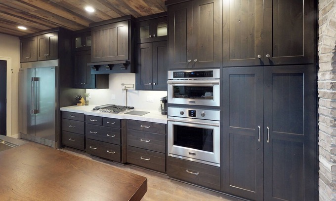 Neenah House | Beautiful Home on Lake Winnebago - Perfect Getaway with amazing sunrises!