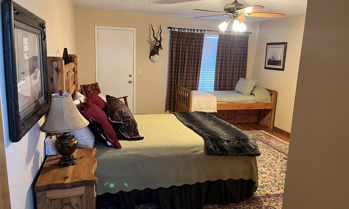 Lelia Lake House | Beautiful Home on Ranch Land
