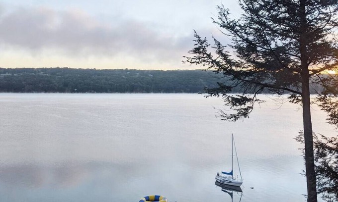 Skaneateles House | Beautiful Home on Skaneateles lake with gorgeous views and a private beach!