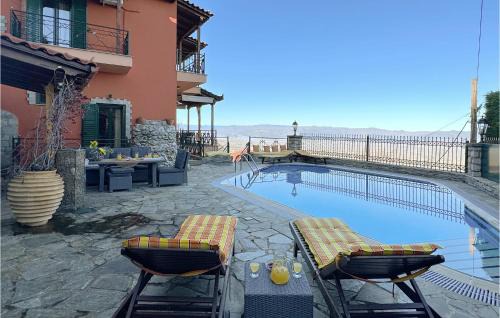 Ipati House | Beautiful Home With Pool