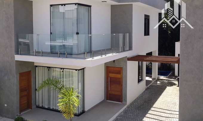 Maresias House | Beautiful House 3 SUITES CLOSET BALCONY gated community MARESIAS Canto do Moreira, C2