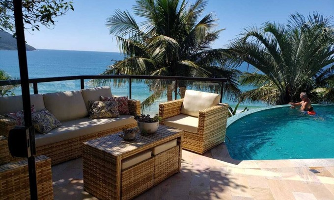 Acores House | Beautiful house, in an incredible location, with swimming pool and panoramic views.