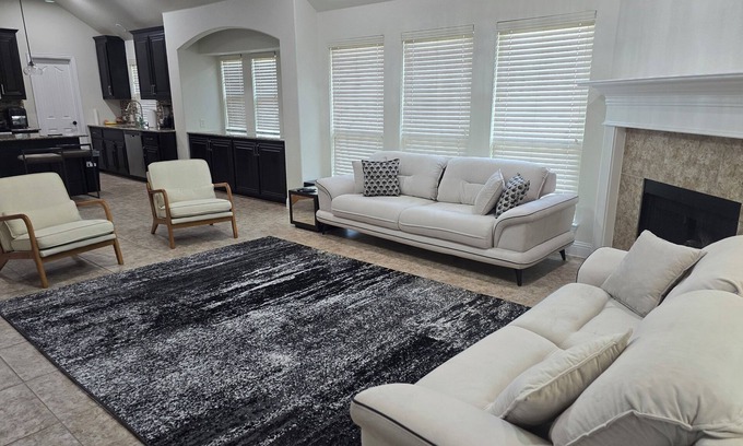 South Arlington House | Beautiful House in Mansfield