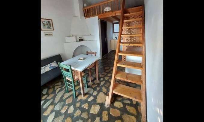 Koumeika House | Beautiful house located on a hill in Samos Island, 400 m from an organized beach