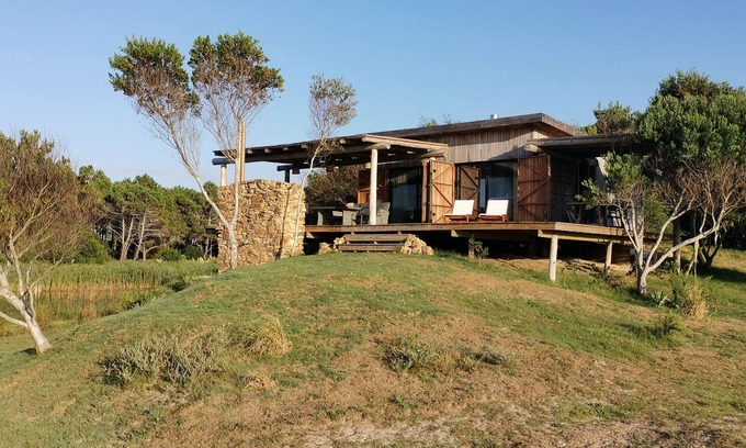 Aguas Dulces House | Beautiful house on the beach in front of the sea