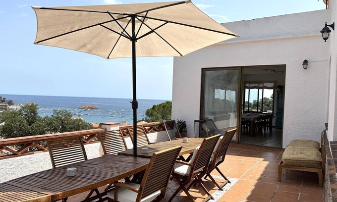 Tossa de Mar Villa | BEAUTIFUL HOUSE SEA VIEWS