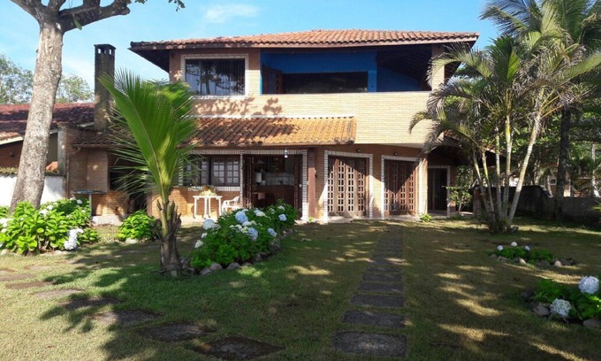 Maranduba House | Beautiful house standing on the sand in Ubatuba (Sape Beach)