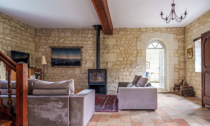Benais House | Beautiful house with pool in Bourgueil 5 bedrooms/10 peoplen