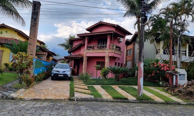 Morada da Praia House | BEAUTIFUL HOUSE WITH POOL AND SMALL BEACH FOR CHILDREN AND THE ELDERLY