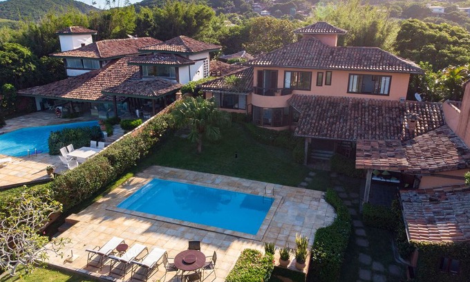 Village da Ferradura Villa | Beautiful house with six suites, facing Ferradura Beach
