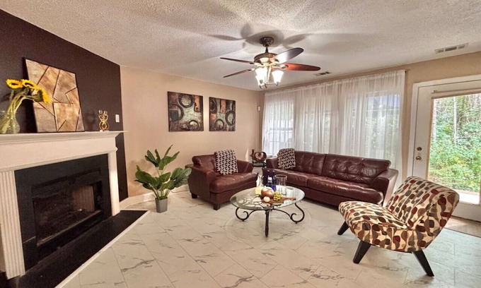 Mableton Apartment | Beautiful in Mableton for 7