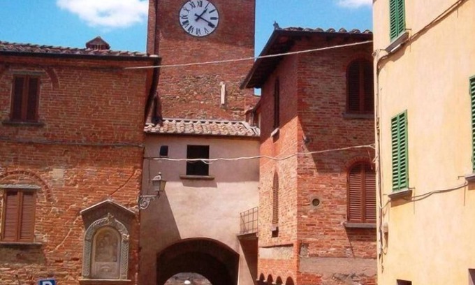 Marciano della Chiana House | Beautiful mansion on medieval village - excellent value for money
