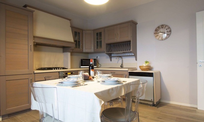Santa Maria a Monte Apartment | Beautiful apartment with private pool, WIFI, TV, terrace, pets allowed, panoramic view and parking