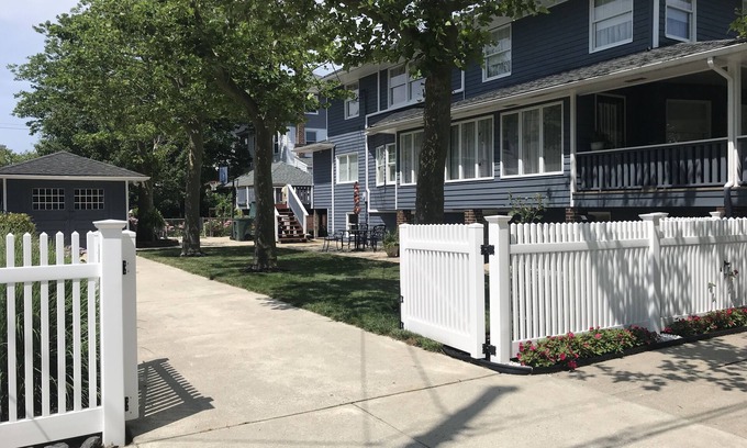 Atlantic City House | Beautiful Jersey Shore Home/Large yard 2 Blocks from Beach Available October