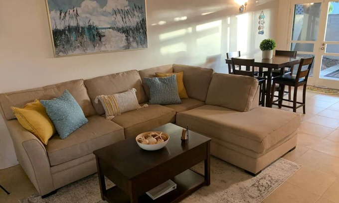 Village of La Jolla House | Beautiful La Jolla Beach Cottage in the Village!