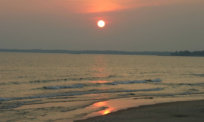Point Abino Cottage | Beautiful Lake Erie Lake Front Property