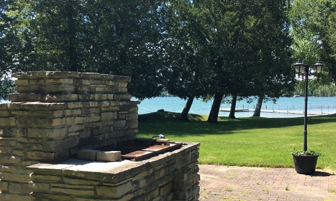 Petoskey House | Beautiful Lake Front Home