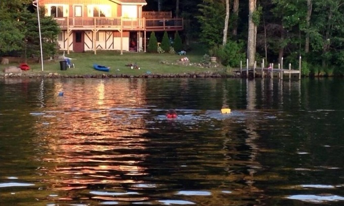 Barnstead House | Beautiful Lake Front home with amazing sunsets.