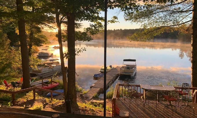 Mayfield House | Beautiful Lake House -11 miles from Traverse City on Spider Lake - Pets welcome!