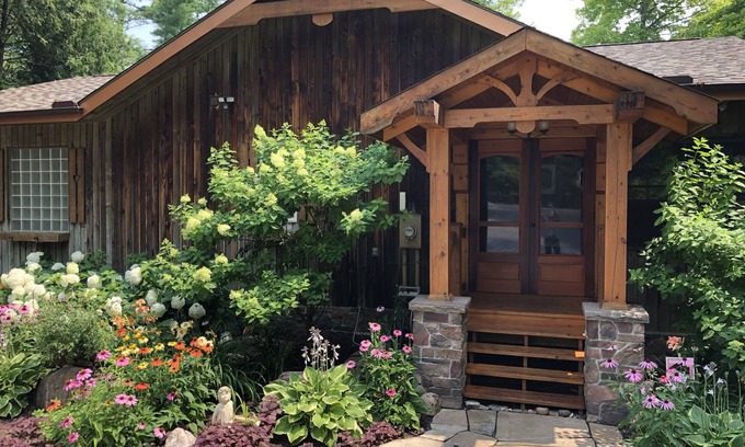Douro-Dummer Cottage | Beautiful Lakefront Cottage with separate loft and private dock