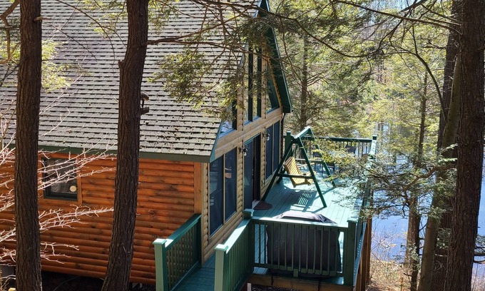 Dushore Cabin | Beautiful Lakefront Home in Sullivan County