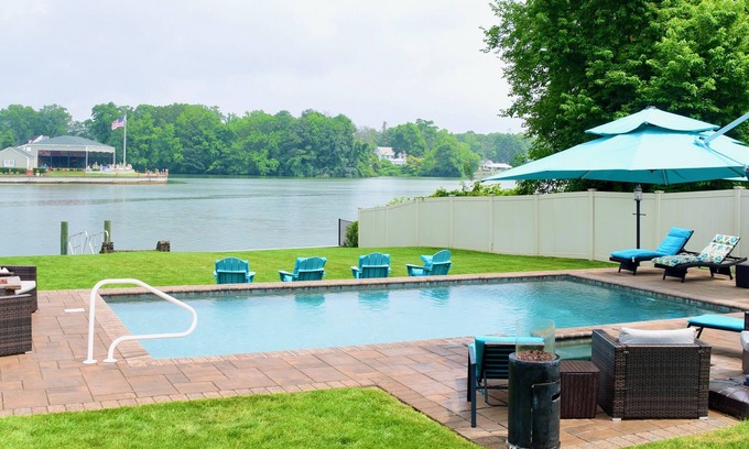 Asbury Park House | Beautiful Lakefront Property