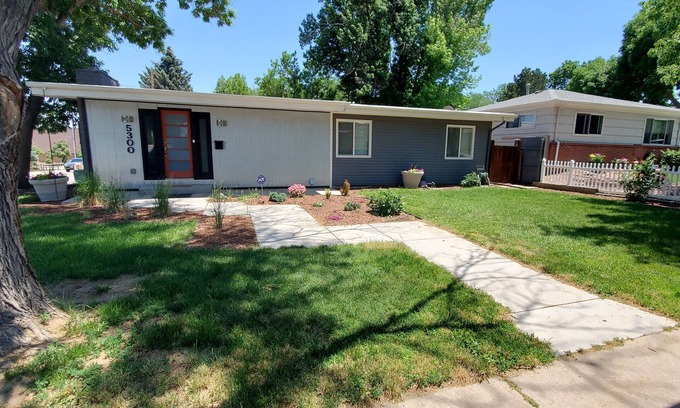 Englewood House | Beautiful Large Private Downstairs Area-Great Location-8 guests stay comfortably