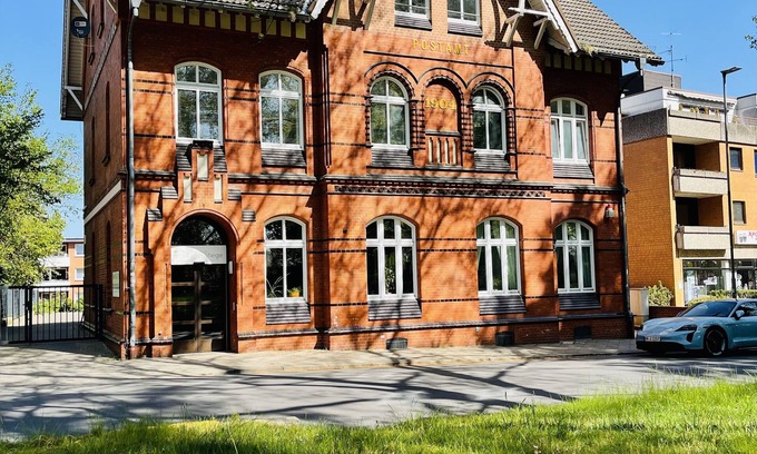Bad Bevensen Apartment | Beautiful living in the monument Imperial Post Suite 4 at the Wilhelmsgarten close to the center