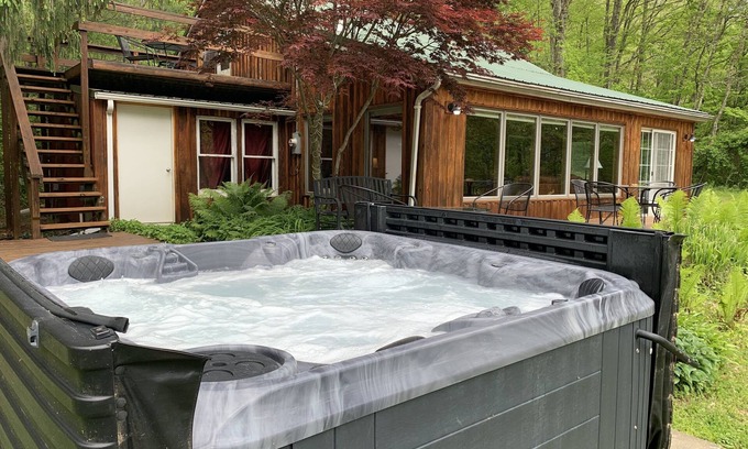New Marshfield Cabin | Beautiful location, private, serene and clean. Near Athens and Hocking Hills