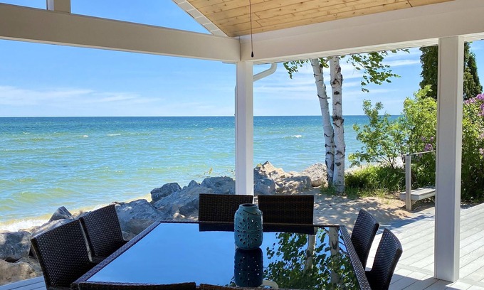 Oscoda House | Beautiful Luxury Waterfront Property Directly on Lake Huron Beach