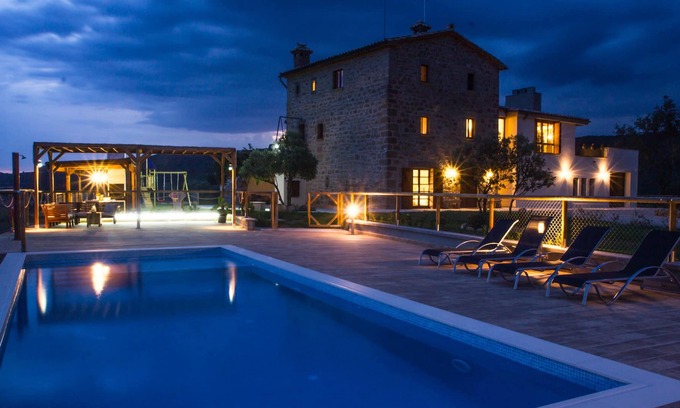 Biosca Cottage | Beautiful luxury country house in the heart of Catalonia