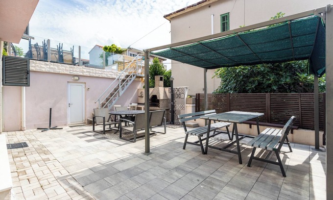 Bacvice Villa | Beautiful luxury house w sea view & outside space
