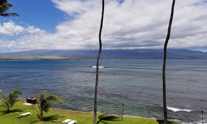 Maalaea Condo | Beautiful, Luxury Oceanfront Condo- Great View, A/C, Wi-Fi, Central Location
