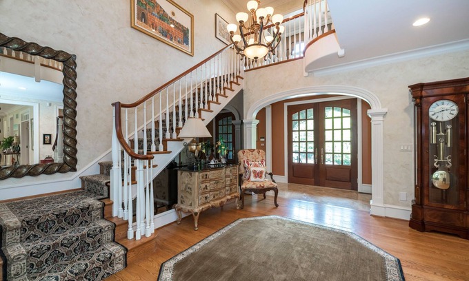 Radnor House | Beautiful Main Line House for Rent
