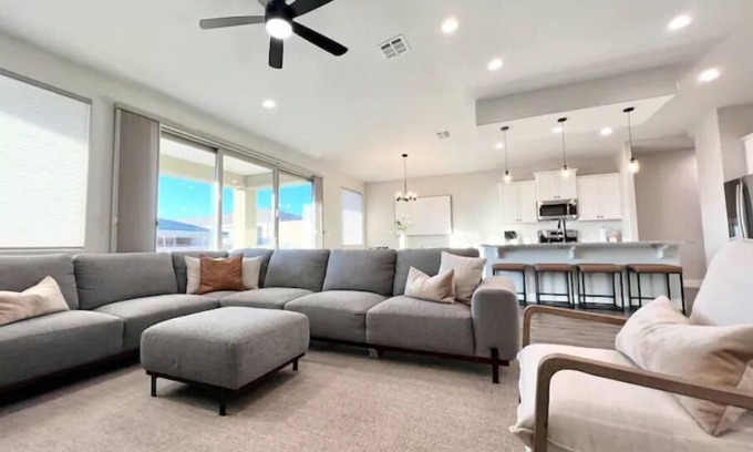 Mesquite House | Beautiful Mesquite Pool House heated pool & spa